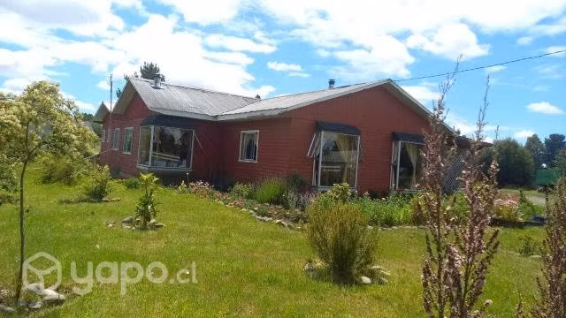 2 casas + galpón 1,6 hect Ruta S-31 Vilcún - Cajón