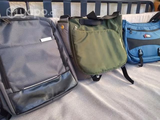 Bolsos y Mochila
