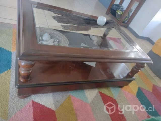 mesa de centro en buen estado