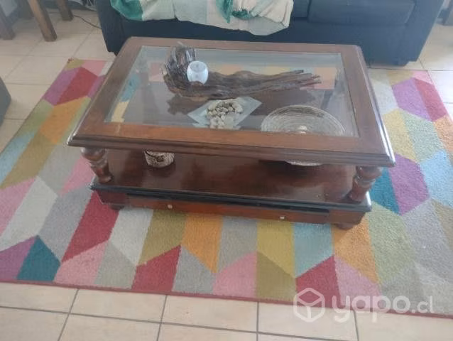 mesa de centro en buen estado