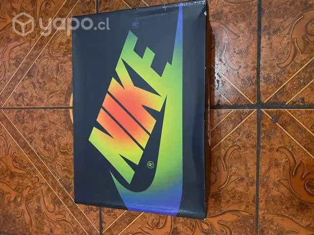 Jordan 1 Balvin 10.5 Originales - Imagen 5