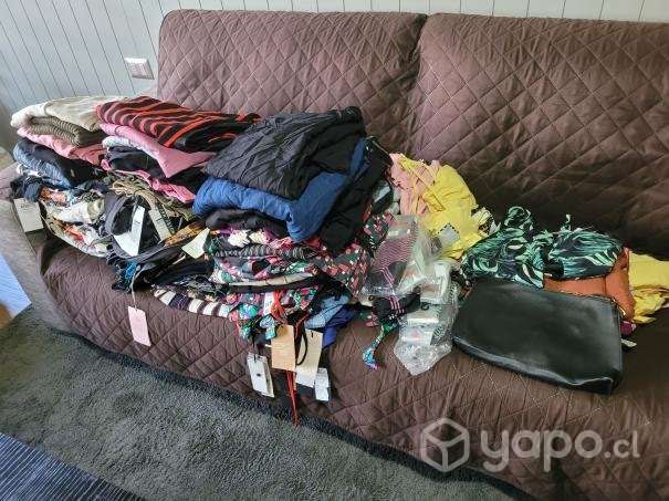 lote de ropa nueva 110 prendas. - Imagen 2