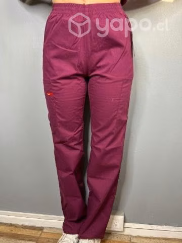 Uniforme tecnólogo médico - Imagen 3