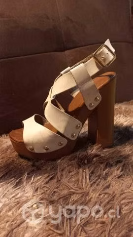 Zapatos en muy bien estado - Imagen 4