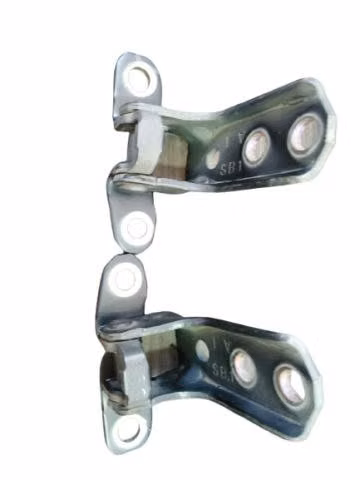 Bisagra delantera rh mitsubishi l200 año 16/19