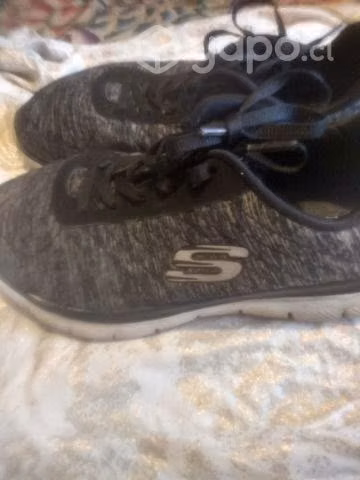 Zapatillas perfectas condiciones - Imagen 2