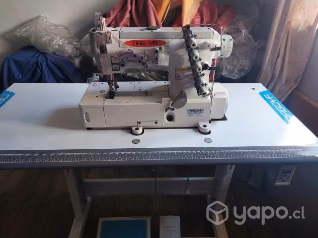 Maquina colleretera