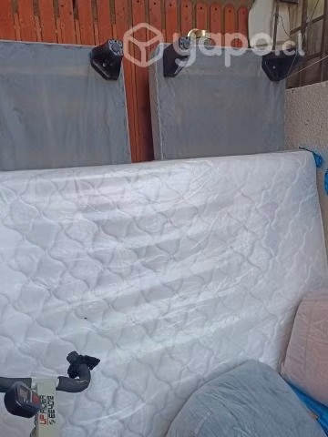 Cama de dos plazas