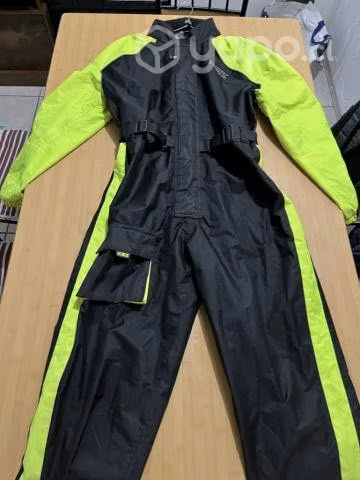 Traje impermeable moto KMZ - Imagen 4
