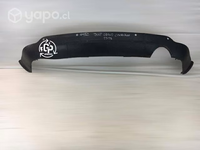 Parachoque trasero jeep Grand Cherokee 2011-2013