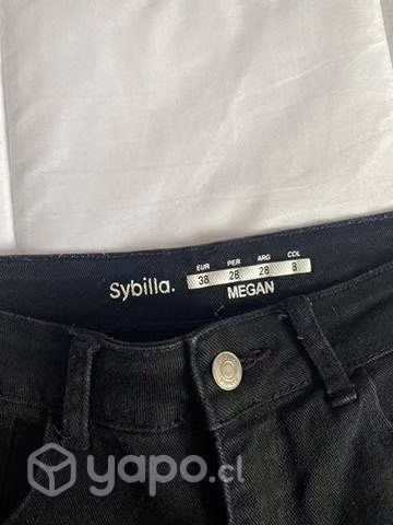 Jeans Mom Sybilla