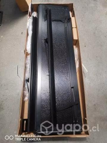 Tapa plegable dura nissan np300