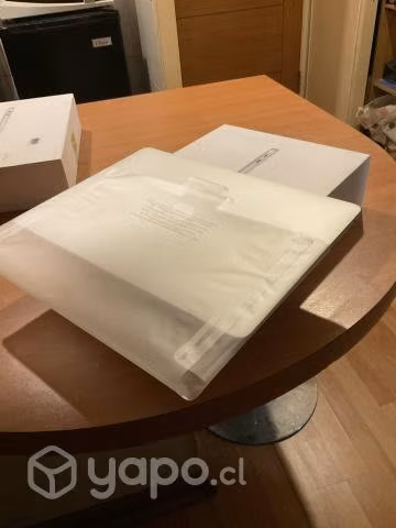 Macbook Air 2021 como nuevo 512GB