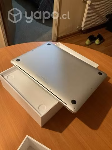 Macbook Air 2021 como nuevo 512GB