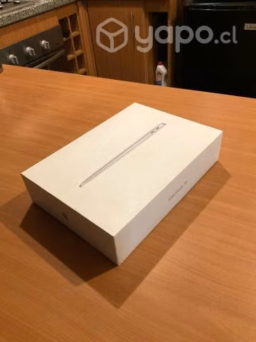 Macbook Air 2021 como nuevo 512GB