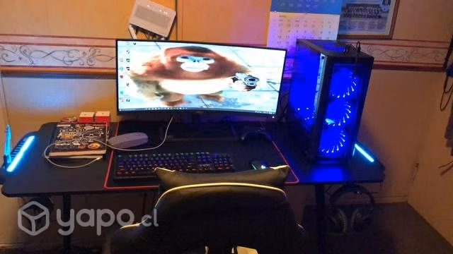 Pc gamer con todos los accesorios
