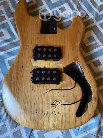 Cuerpo de bajo tipo Jazz bass