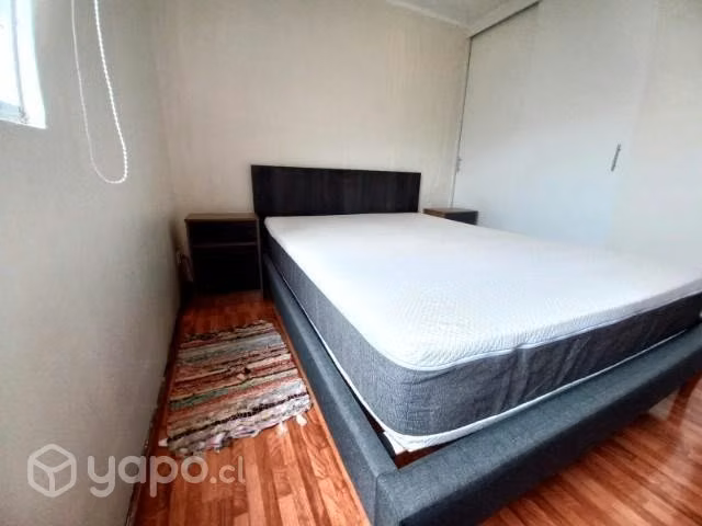 Cama 2 plazas + respaldo + 2 veladores - Imagen 2