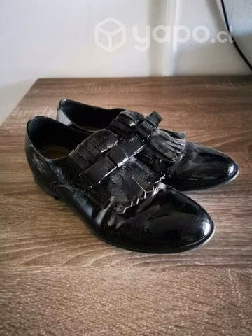 Zapato mocasin cuero charol gacel talla 36
