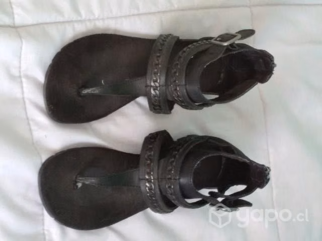 Chalas de cuero