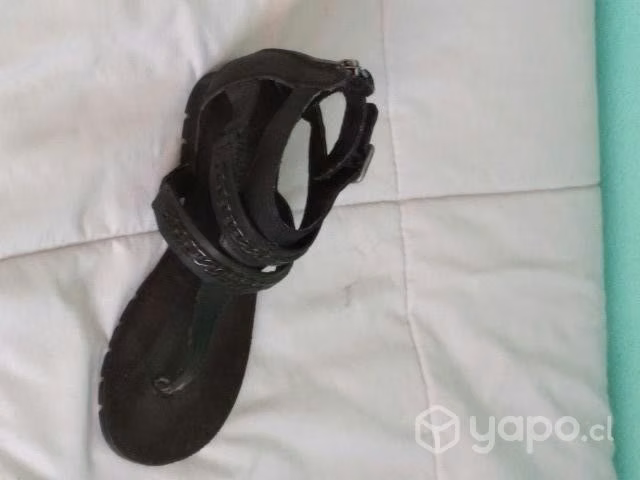 Chalas de cuero