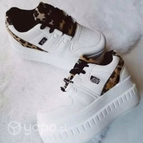 Zapatillas animal print