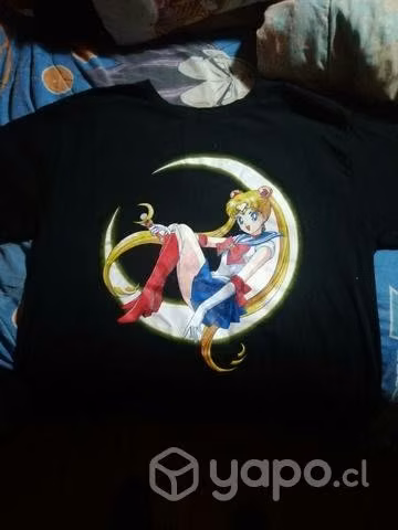 Polera sailor moon y figura