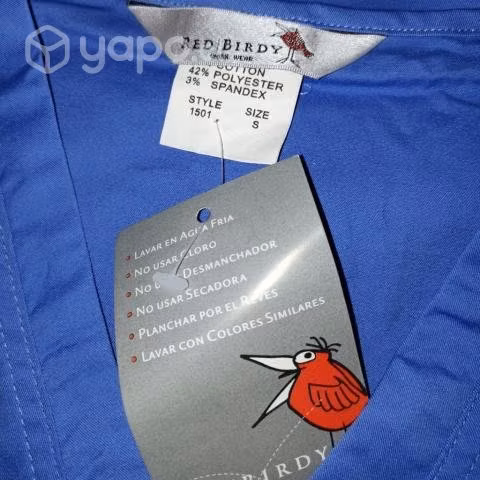 Uniforme Clínico Red Birdy Clínica Santa María