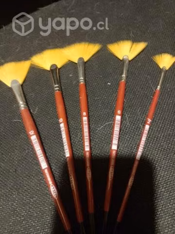 5 pinceles abanicados artel