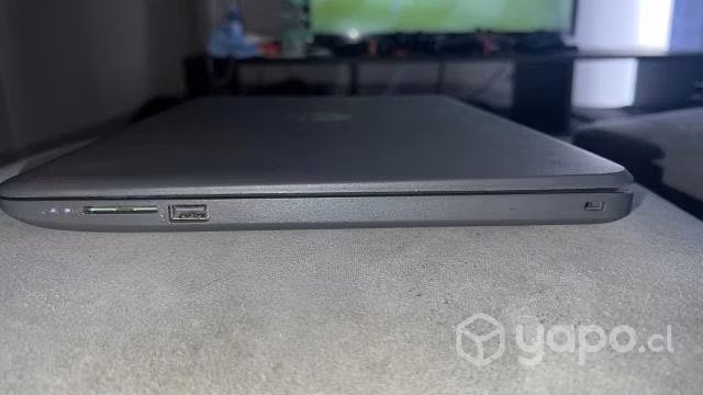 Laptop HP 240 G6 - Imagen 2