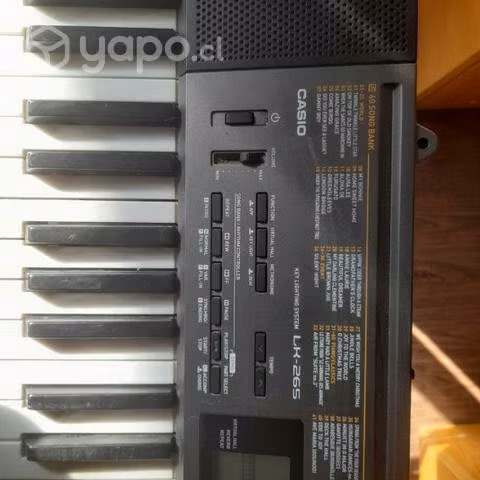Teclado Casio LK-265