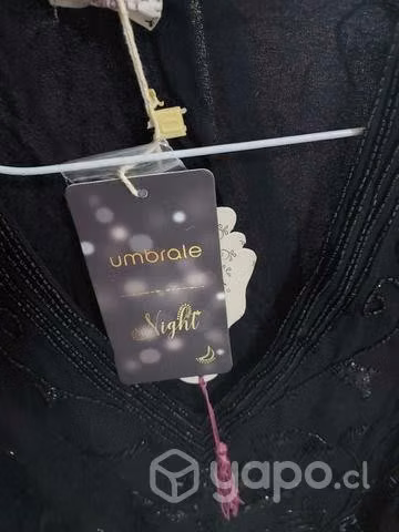 Polera brillos Umbrale nueva talla S color negro