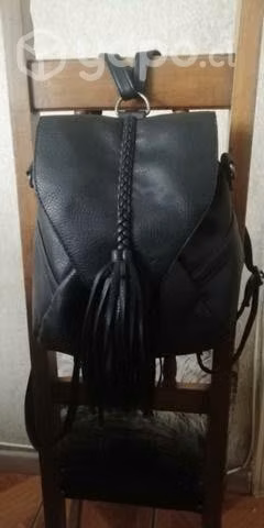 Mochila Cuero Negra