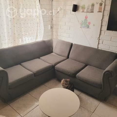 Sofa seccional gris - Imagen 2