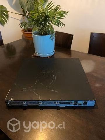 Router Cisco 2901 ISR (2901/K9) - Imagen 2