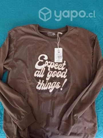 Polera manga larga