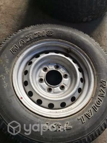 Llanta con neumatico BT50 o ford Ranger 2007 2012
