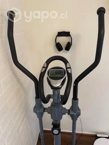 Elíptica profesional marca Larsen