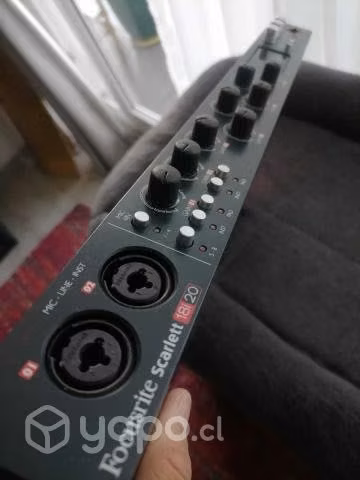Interfaz Focusrite 18i20