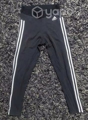 Buzo adidas