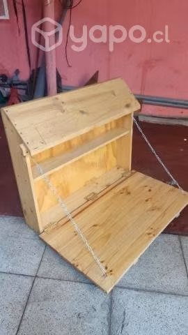Mini bar de madera