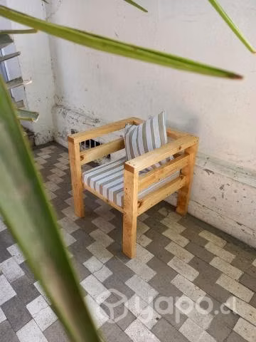 Sitial de madera para terraza (nuevo)