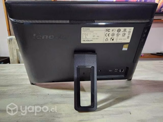 Computador Lenovo All In One Desarme o Uso
