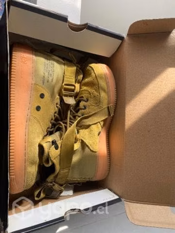 Nike Air Force