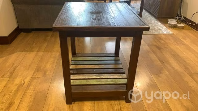 Mesa Lateral Ashley