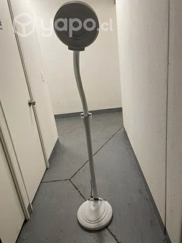 Lámpara / lupa led ideal para fines estéticos