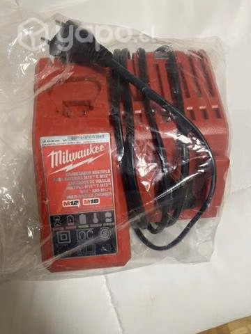 Cargador Milwaukee