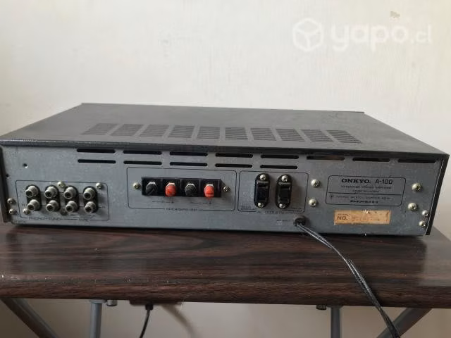 Amplificador integrado Onkyo A100