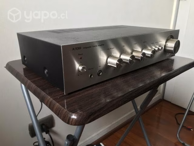 Amplificador integrado Onkyo A100