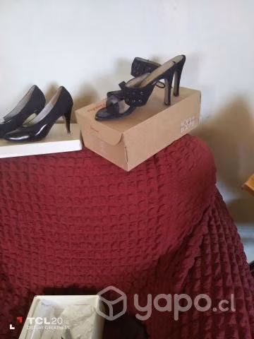 Zapatos y sombreros